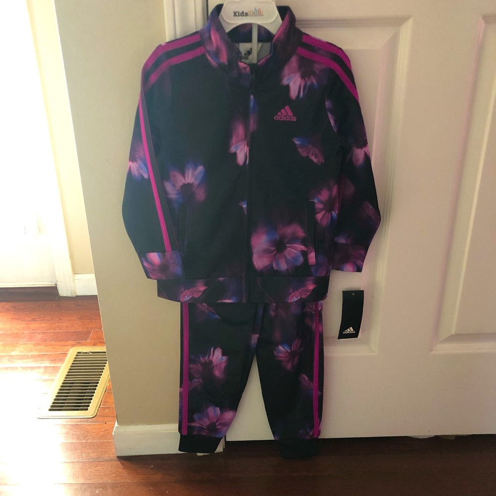 Adidas Girls Track Suit 4T (Top/Jacket & Pants)
